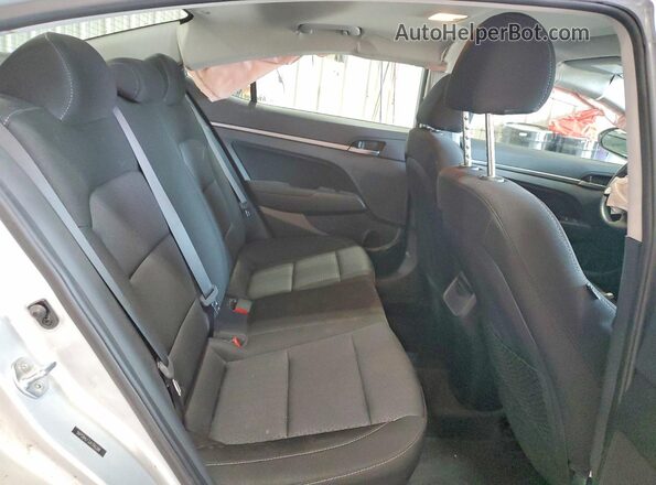 5NPD84LF3JH390386 2018 HYUNDAI ELANTRA Silver Vista de los asientos traseros