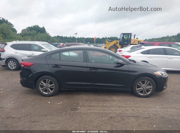 5NPD84LF3JH396219 2018 HYUNDAI ELANTRA Black Вид задньої частини салону
