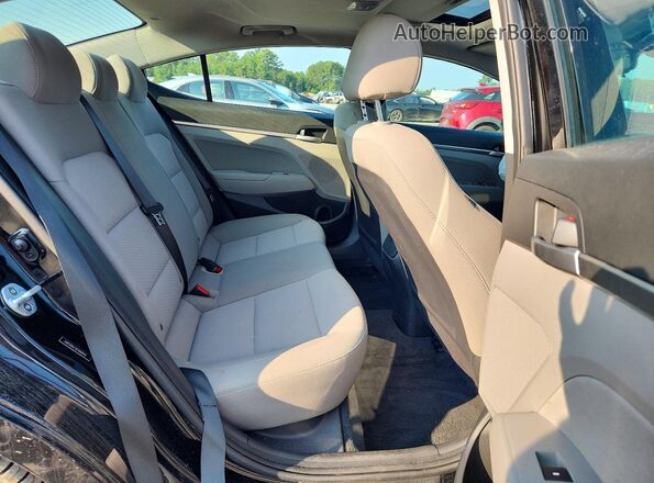5NPD84LF3KH484043 2019 HYUNDAI ELANTRA Black Հետևի նստատեղերի տեսք