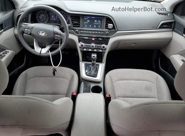 5NPD84LF3LH561575 2020 HYUNDAI ELANTRA Silver Dashboard view