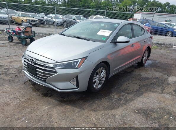 5NPD84LF3LH563102 2020 HYUNDAI ELANTRA Silver Vista tres cuartos delantera izquierda
