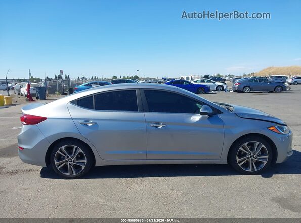 5NPD84LF4HH002169 2017 HYUNDAI ELANTRA Silver Rear interior view