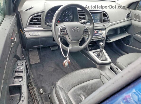 5NPD84LF4HH032496 2017 HYUNDAI ELANTRA Синий Вид панели приборов