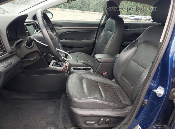 5NPD84LF4HH032496 2017 HYUNDAI ELANTRA Синий Вид салона спереди