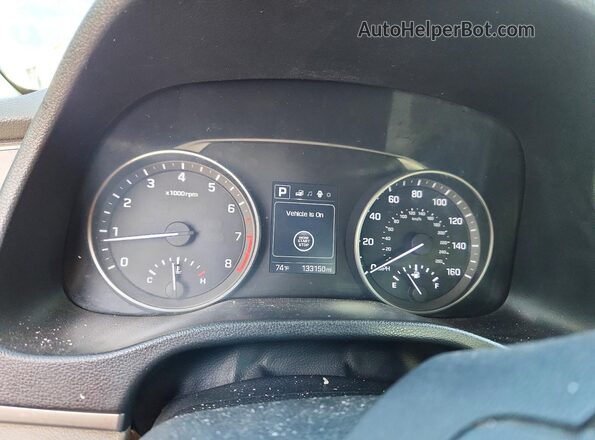 5NPD84LF4HH035818 2017 HYUNDAI ELANTRA Black Սարքավորումների վահանակի տեսք
