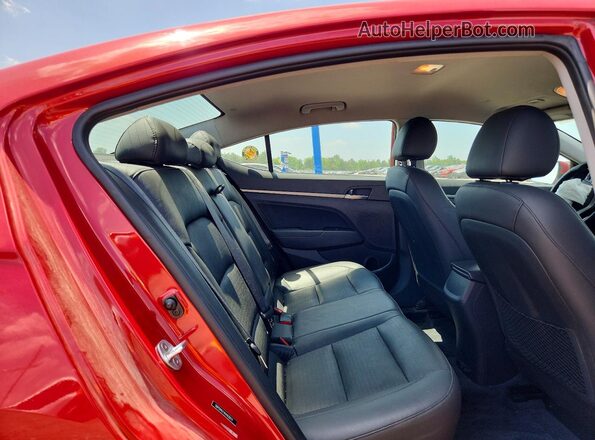 5NPD84LF4HH039111 2017 HYUNDAI ELANTRA Красный Вид задних сидений