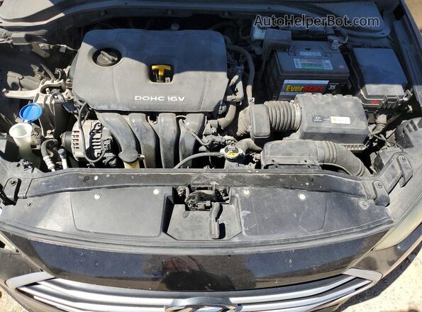 5NPD84LF4HH133635 2017 HYUNDAI ELANTRA Черный Вид задней части салона