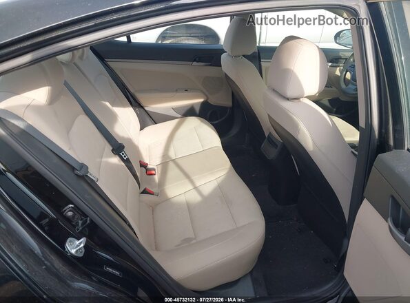 5NPD84LF4HH138592 2017 HYUNDAI ELANTRA Black Вид наклейки з VIN-кодом