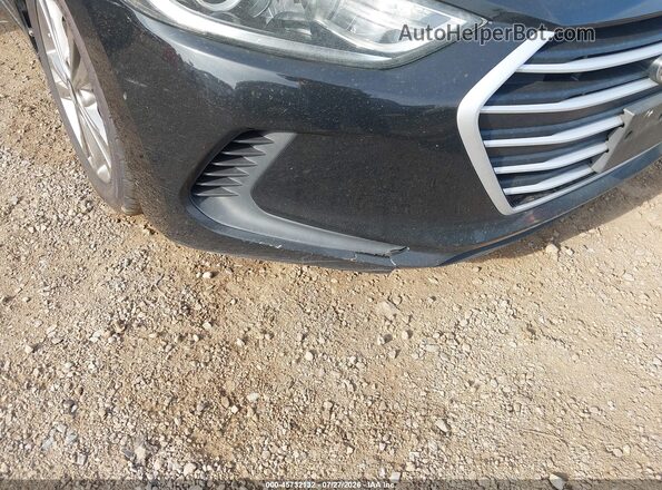 5NPD84LF4HH138592 2017 HYUNDAI ELANTRA Black Вид спереду