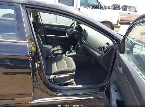 5NPD84LF4HH188327 2017 HYUNDAI ELANTRA Black წინა სალონის ხედი