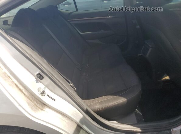 5NPD84LF4HH196394 2017 HYUNDAI ELANTRA Silver Widok tylnych siedzeń