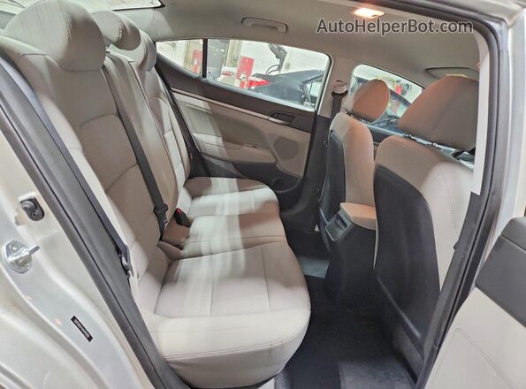 5NPD84LF4JH340290 2018 HYUNDAI ELANTRA Silver Հետևի նստատեղերի տեսք