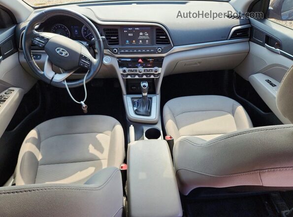 5NPD84LF4KH414101 2019 HYUNDAI ELANTRA Black Widok deski rozdzielczej