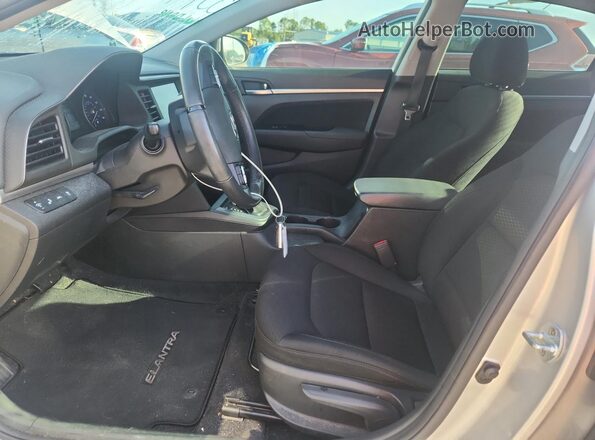 5NPD84LF4KH485847 2019 HYUNDAI ELANTRA Silver Vista interior delantera