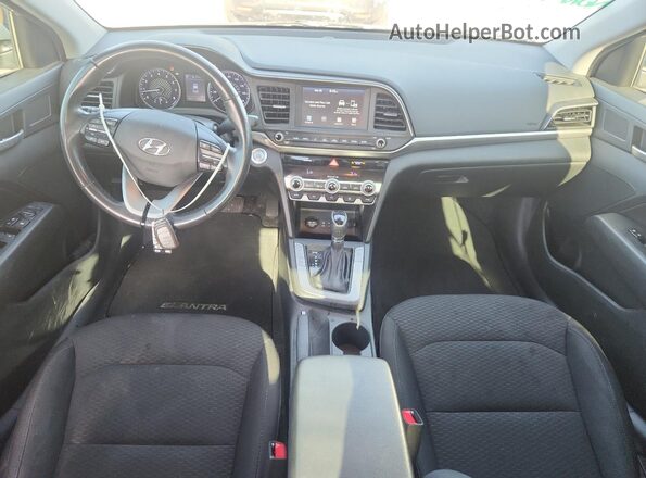 5NPD84LF4KH485847 2019 HYUNDAI ELANTRA Silver Vista del salpicadero