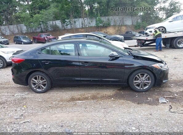 5NPD84LF5HH024388 2017 HYUNDAI ELANTRA Black Widok wnętrza z tyłu