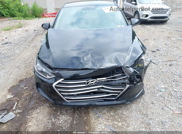 5NPD84LF5HH024388 2017 HYUNDAI ELANTRA Black Widok z przodu