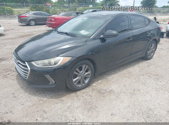 5NPD84LF5HH025718 2017 HYUNDAI ELANTRA Black წინა მარცხენა ხედი სამი მეოთხედიდან