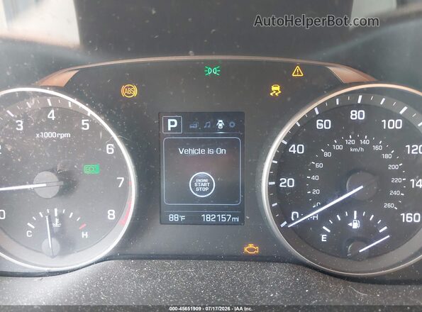 5NPD84LF5HH026612 2017 HYUNDAI ELANTRA Black 360 interior view