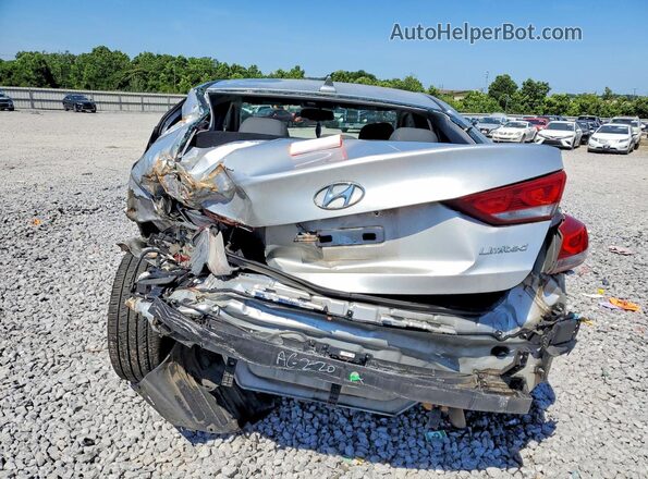 5NPD84LF5HH033396 2017 HYUNDAI ELANTRA Silver Rear view