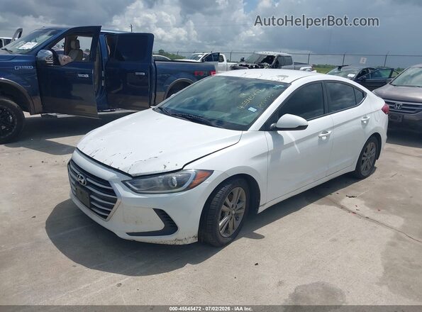 5NPD84LF5HH038355 2017 HYUNDAI ELANTRA White Передня ліва чверть