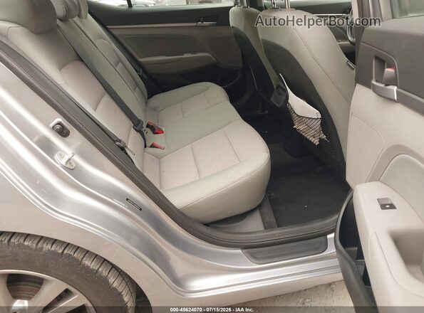 5NPD84LF5HH090939 2017 HYUNDAI ELANTRA Silver VIN კოდის სტიკერის ხედი