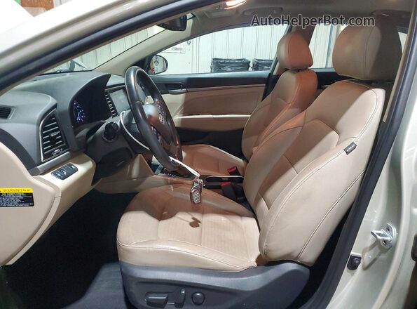 5NPD84LF5HH105715 2017 HYUNDAI ELANTRA Beige Widok wnętrza z przodu