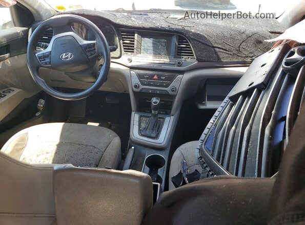 5NPD84LF5HH150296 2017 HYUNDAI ELANTRA Серебряный Вид панели приборов