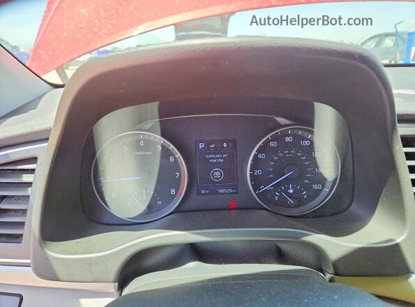 5NPD84LF5HH156955 2017 HYUNDAI ELANTRA Red Вид щитка приладів