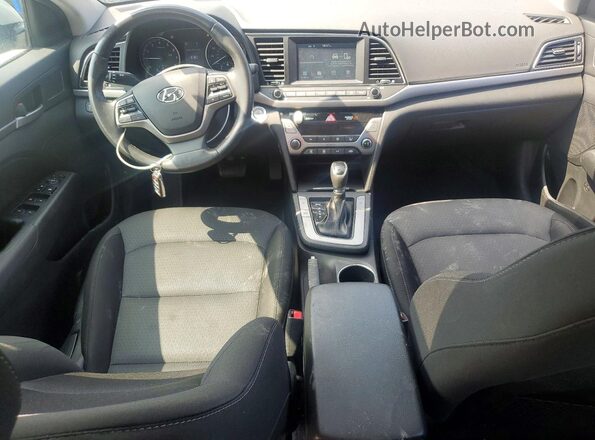 5NPD84LF5JH275272 2018 HYUNDAI ELANTRA Gray Widok deski rozdzielczej