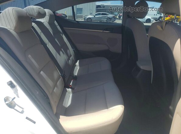 5NPD84LF5JH388073 2018 HYUNDAI ELANTRA White უკანა სავარძლების ხედი