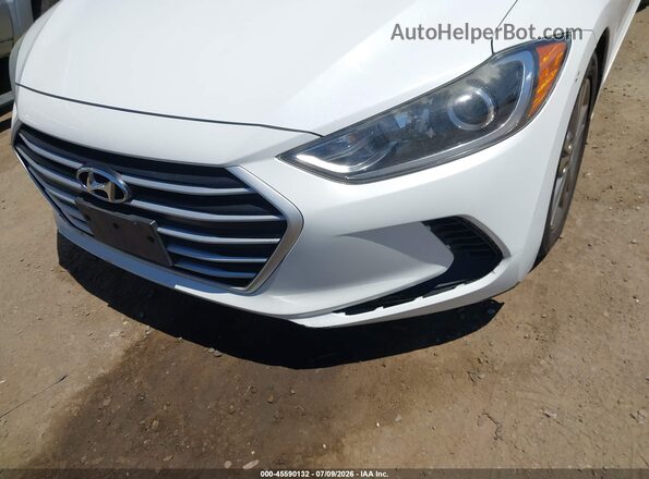 5NPD84LF5JH388588 2018 HYUNDAI ELANTRA White 