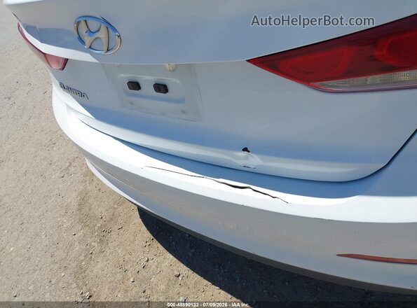5NPD84LF5JH388588 2018 HYUNDAI ELANTRA White 