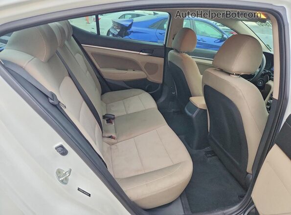 5NPD84LF5KH426158 2019 HYUNDAI ELANTRA White უკანა სავარძლების ხედი