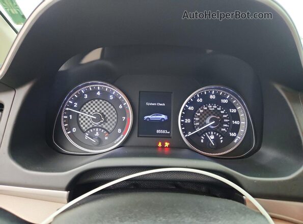 5NPD84LF5KH426158 2019 HYUNDAI ELANTRA White ხელსაწყოთა პანელის ხედი