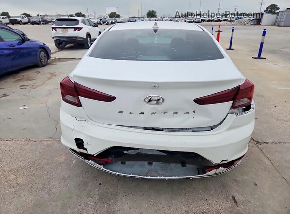 5NPD84LF5KH426158 2019 HYUNDAI ELANTRA White უკანა ხედი