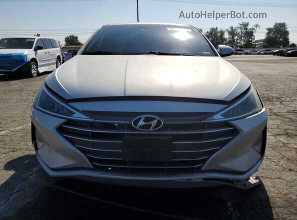 5NPD84LF5KH449519 2019 HYUNDAI ELANTRA Серебряный Вид спереди