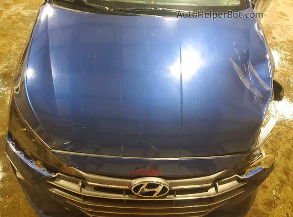 5NPD84LF5LH616835 2020 HYUNDAI ELANTRA Blue Rear interior view