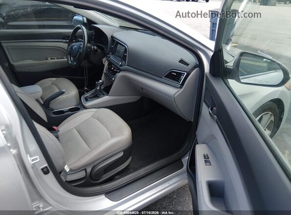 5NPD84LF6HH040843 2017 HYUNDAI ELANTRA Gray Vista interior delantera