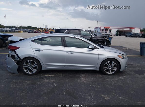 5NPD84LF6HH040843 2017 HYUNDAI ELANTRA Gray Vista interior trasera