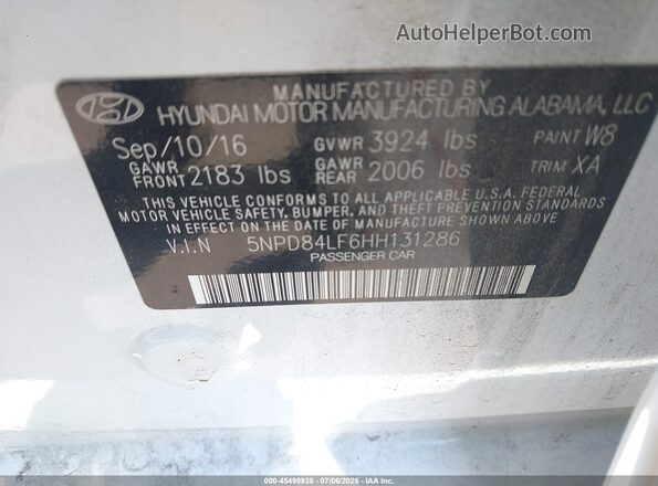 5NPD84LF6HH131286 2017 HYUNDAI ELANTRA White ძრავის განყოფილების ხედი