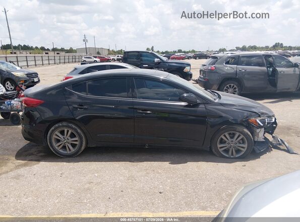 5NPD84LF6HH187373 2017 HYUNDAI ELANTRA Black Սալոնի հետևի տեսք