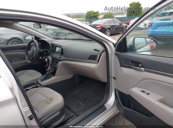 5NPD84LF6JH234746 2018 HYUNDAI ELANTRA Silver Front interior view