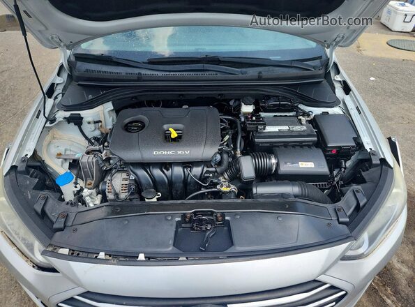 5NPD84LF6JH243866 2018 HYUNDAI ELANTRA Серебряный Вид задней части салона