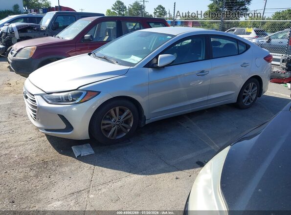 5NPD84LF6JH245343 2018 HYUNDAI ELANTRA Silver Vista tres cuartos delantera izquierda