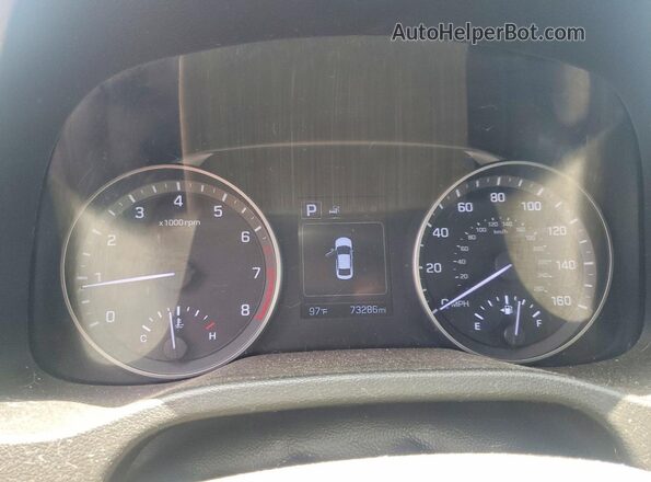 5NPD84LF6JH293795 2018 HYUNDAI ELANTRA White ხელსაწყოთა პანელის ხედი