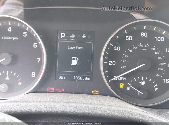 5NPD84LF6JH330571 2018 HYUNDAI ELANTRA White 