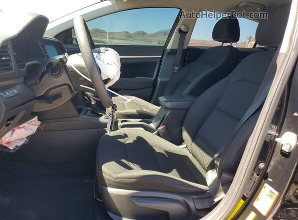 5NPD84LF6LH601132 2020 HYUNDAI ELANTRA Черный Вид салона спереди