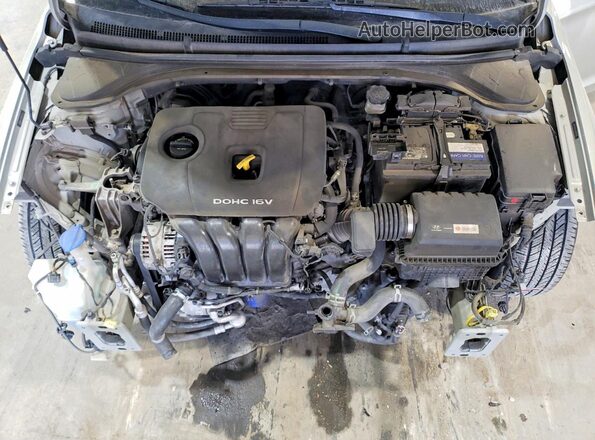 5NPD84LF7HH019158 2017 HYUNDAI ELANTRA Beige Вид задньої частини салону