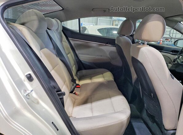 5NPD84LF7HH019158 2017 HYUNDAI ELANTRA Beige Вид задніх сидінь